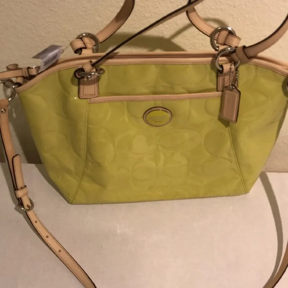 Coach Patent Leather Embossed Tote # F20028